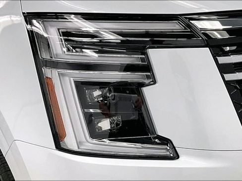 New 2026 Nissan Armada Platinum Reserve AWD/4WD image 15