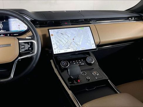 Used 2023 Land Rover Range Rover Sport SE AWD/4WD image 5
