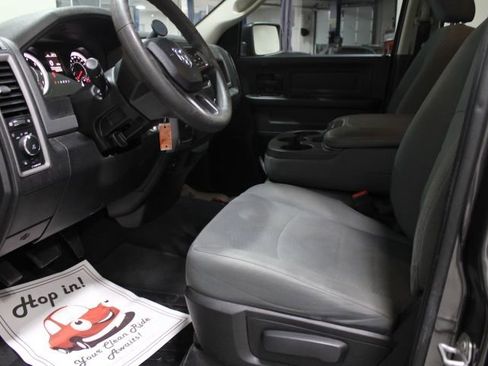 Used 2018 RAM 1500 Express image 18