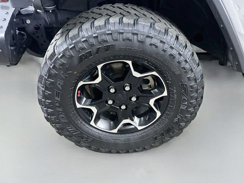 Used 2020 Jeep Wrangler Unlimited Rubicon w/ Quick Order Package 28Y Recon AWD/4WD image 8