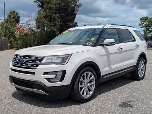 Used 2016 Ford Explorer Limited image 2
