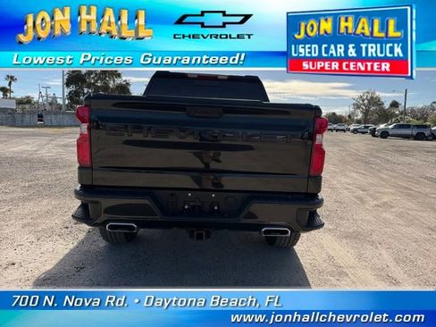 Used 2025 Chevrolet Silverado 1500 LT Trail Boss w/ Convenience Package II image 12