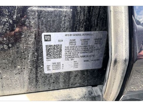 Used 2024 Chevrolet Suburban Premier w/ Max Trailering Package AWD/4WD image 36
