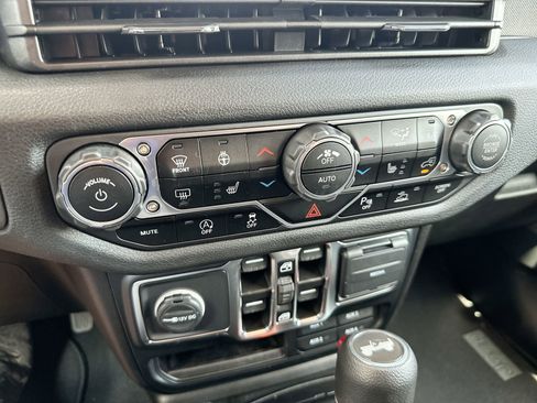 New 2024 Jeep Wrangler Sport S image 18