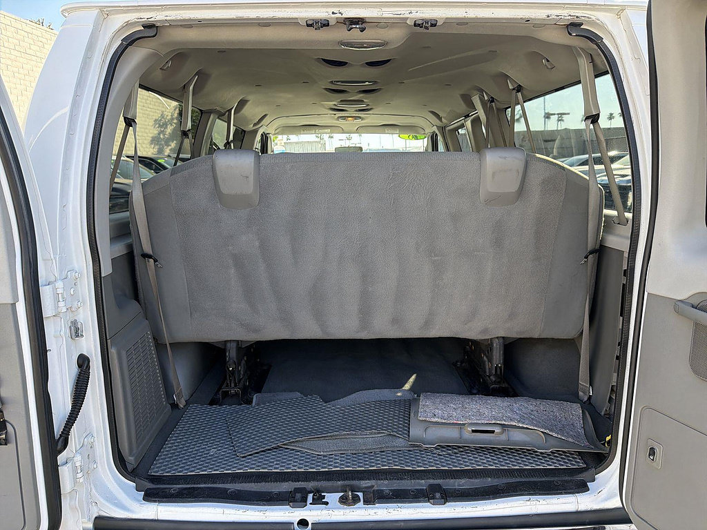 Used 2008 Ford E-350 and Econoline 350 XLT RWD image 19