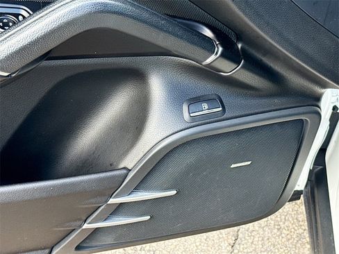 Used 2017 Porsche Cayenne S image 20