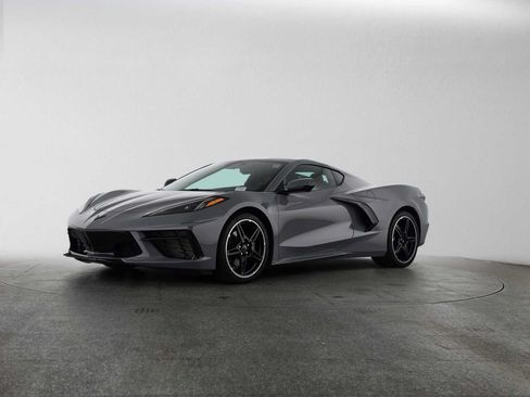 Used 2024 Chevrolet Corvette Stingray Coupe w/ 1LT RWD image 7
