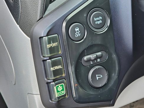 Used 2011 Honda CR-Z EX image 22