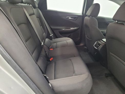 Used 2022 Chevrolet Malibu LT image 19