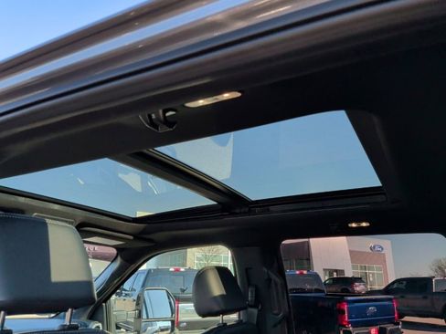 Used 2022 Ford F250 Lariat w/ Tremor Off-Road Package image 26