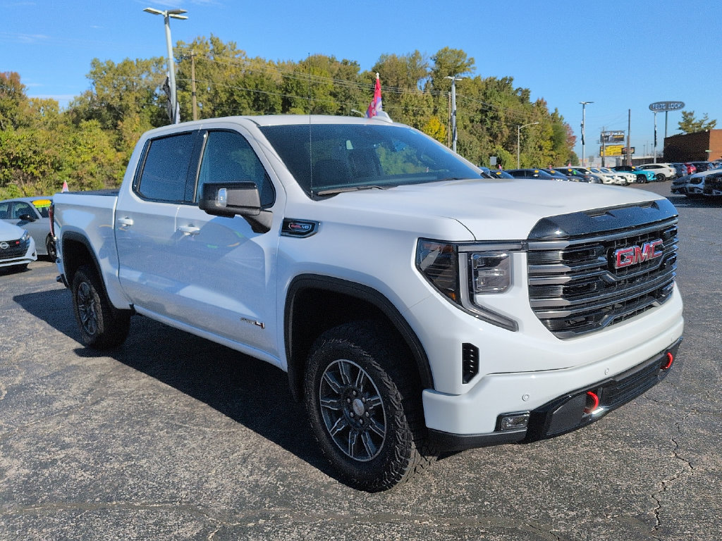 Used 2025 GMC Sierra 1500 AT4 AWD/4WD image 1