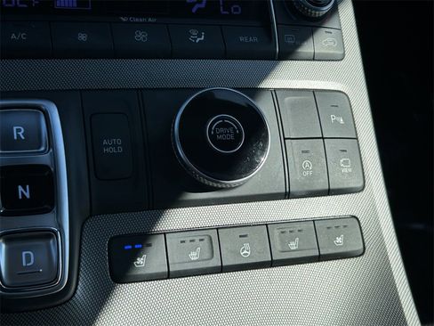 Used 2022 Hyundai Palisade Calligraphy image 32