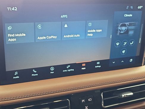 Used 2023 Lincoln Nautilus Reserve image 21