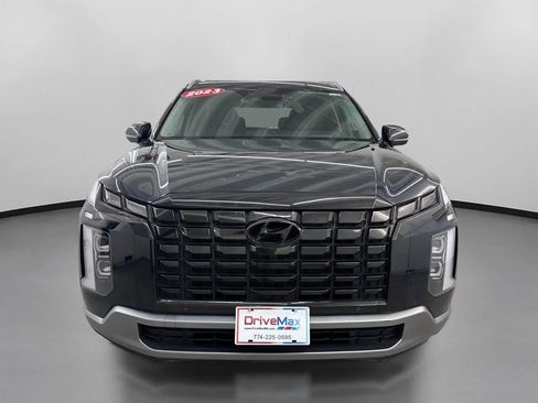 Used 2023 Hyundai Palisade Limited AWD/4WD image 2