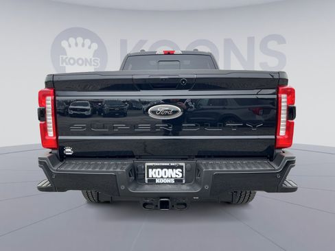 New 2026 Ford F250 Lariat w/ Black Appearance Package image 5