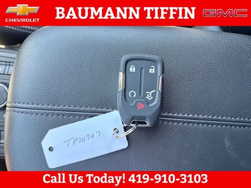 Used 2024 GMC Terrain SLE w/ Driver Convenience Package AWD/4WD image 23