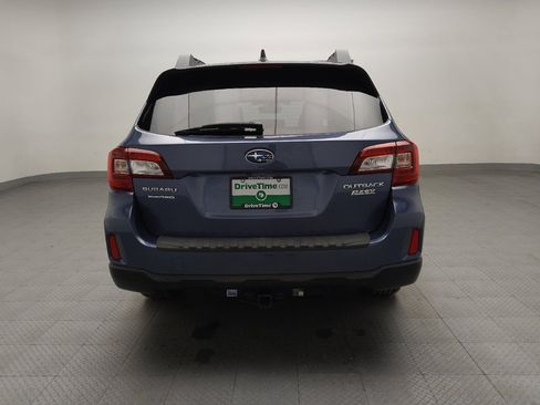 Used 2017 Subaru Outback 2.5i Premium image 7