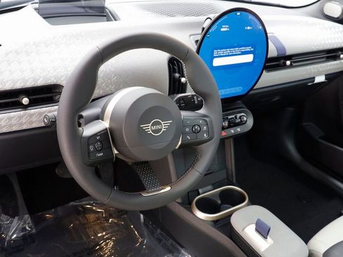 New 2026 MINI Cooper 4-Door Hardtop image 7