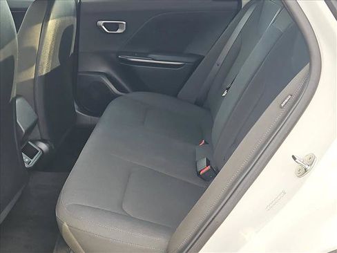 Used 2026 Kia K4 FWD image 18