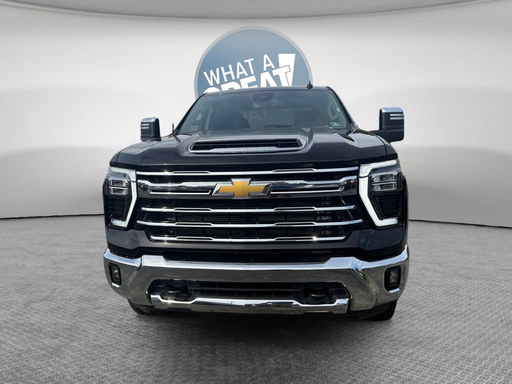 Certified 2026 Chevrolet Silverado 2500 LTZ AWD/4WD image 9