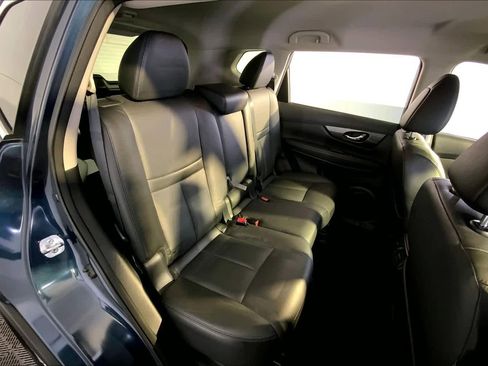 Used 2015 Nissan Rogue SL image 23