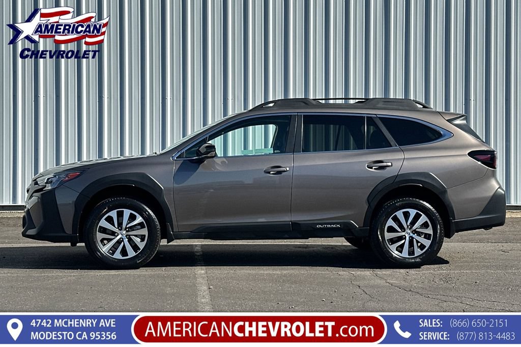 Used 2024 Subaru Outback Premium AWD/4WD image 7