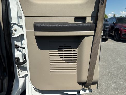 Used 2008 Ford F250 Lariat image 28