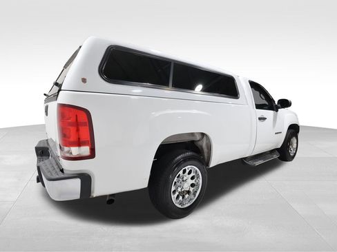 Used 2010 GMC Sierra 1500 W/T RWD image 3