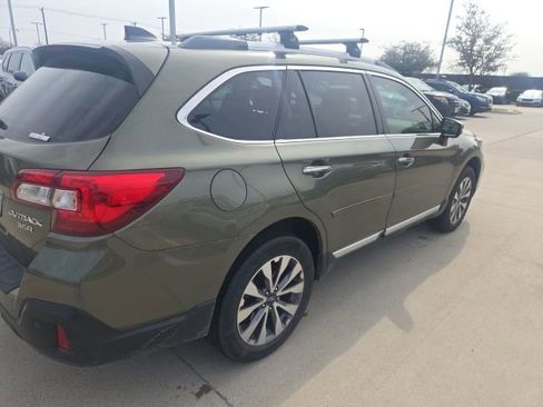 Used 2019 Subaru Outback 3.6R Touring w/ Popular Package #3A image 3