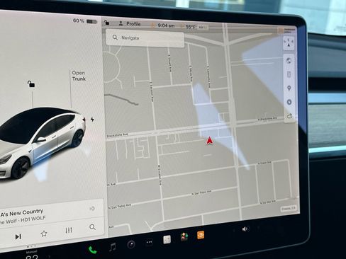 Used 2022 Tesla Model 3 Long Range image 18