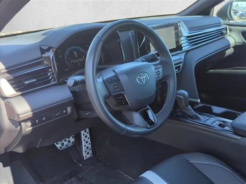 Certified 2025 Toyota Camry SE image 9