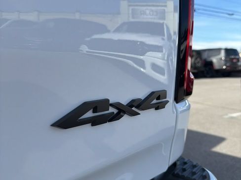 New 2026 RAM 1500 Big Horn AWD/4WD image 13