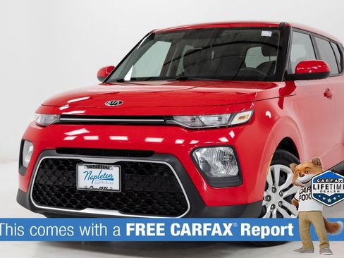 Used 2020 Kia Soul LX FWD image 2