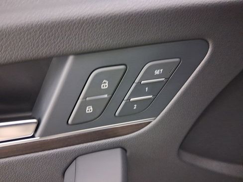 Used 2025 Audi Q5 e Premium Plus image 12