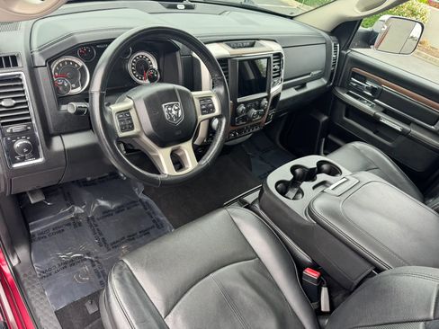 Used 2018 RAM 1500 Laramie w/ Convenience Group AWD/4WD image 20