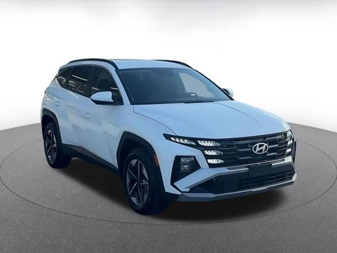 Used 2025 Hyundai Tucson SEL image 3