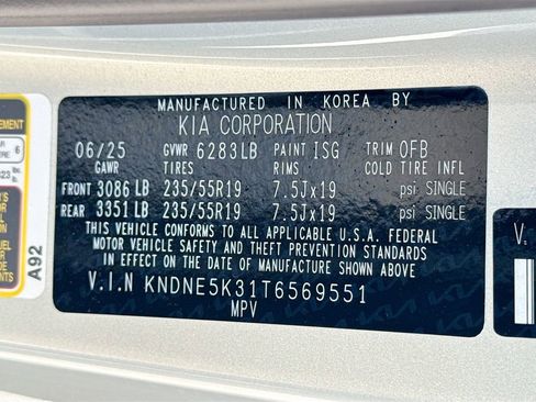 Certified 2026 Kia Carnival SX Prestige FWD image 37