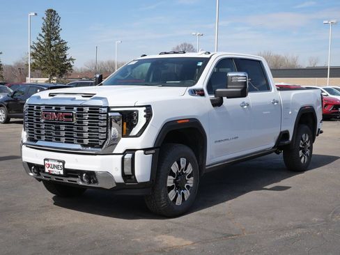 New 2026 GMC Sierra 3500 Denali w/ Denali Reserve Package AWD/4WD image 5