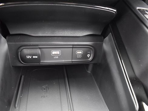 New 2025 Kia Telluride SX w/ SX Captain's Chair Package image 29