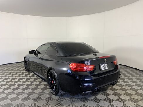 Used 2016 BMW M4 Convertible w/ Executive Package image 7