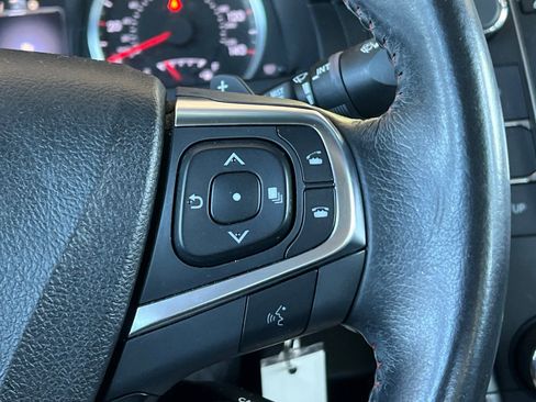 Used 2016 Toyota Camry SE image 27