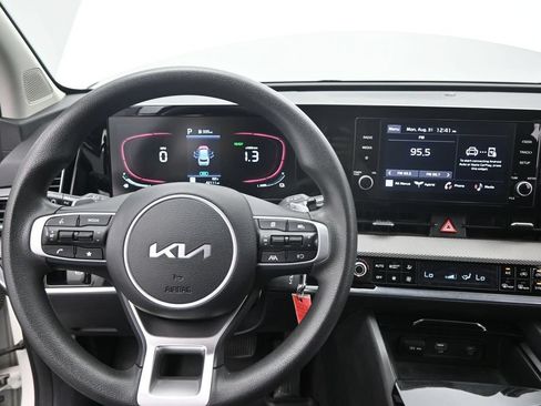 Certified 2023 Kia Sportage LX AWD/4WD image 33