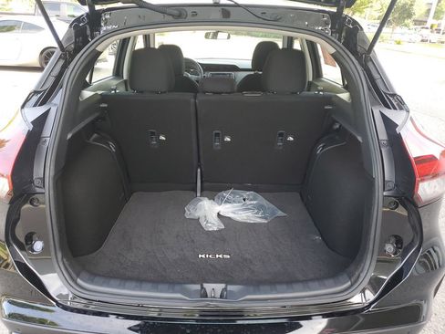 Certified 2025 Nissan Kicks Play S FWD image 7