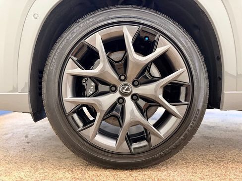 Used 2025 Lexus TX 500h AWD w/ Technology Package image 27