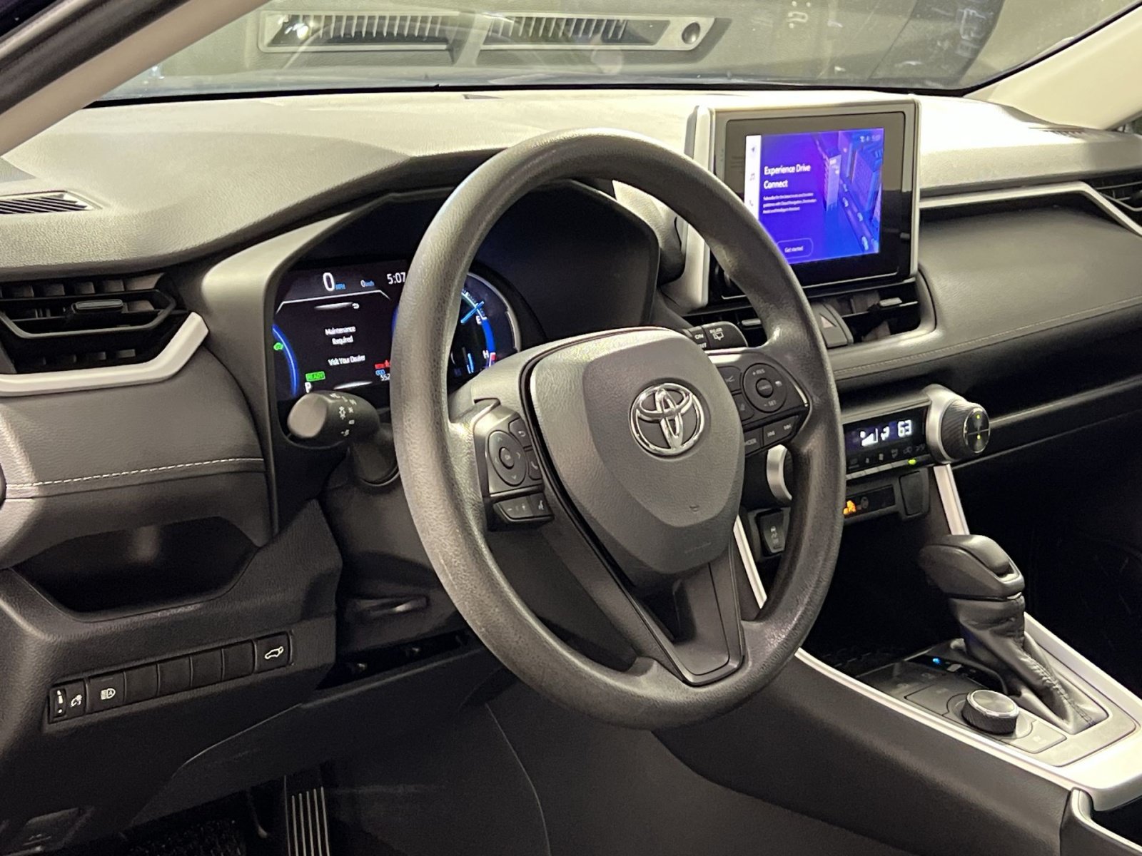 Used 2023 Toyota RAV4 XLE w/ Convenience Package AWD/4WD image 16