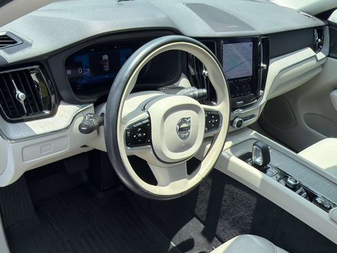 Certified 2023 Volvo XC60 B5 Plus w/ Protection Package Premier FWD image 4