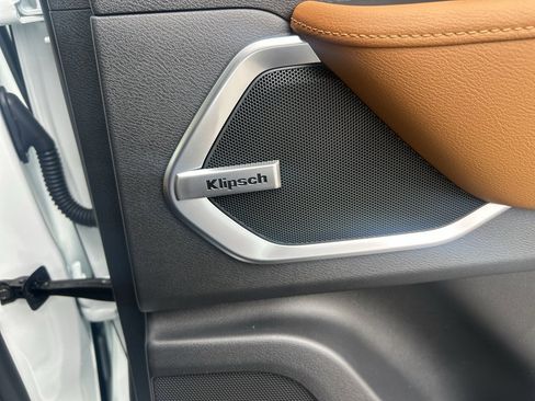 New 2026 Nissan Armada Platinum Reserve image 24