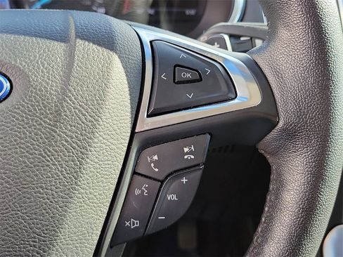 Used 2016 Ford Edge Titanium w/ Equipment Group 301A image 26