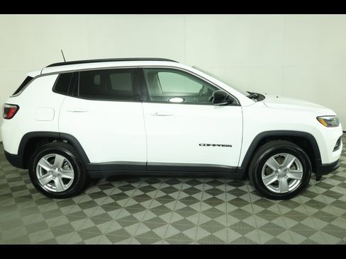 Used 2022 Jeep Compass Latitude w/ Convenience Group image 15