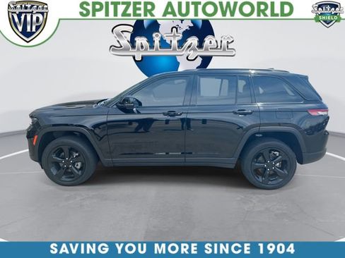Used 2024 Jeep Grand Cherokee Altitude AWD/4WD image 6